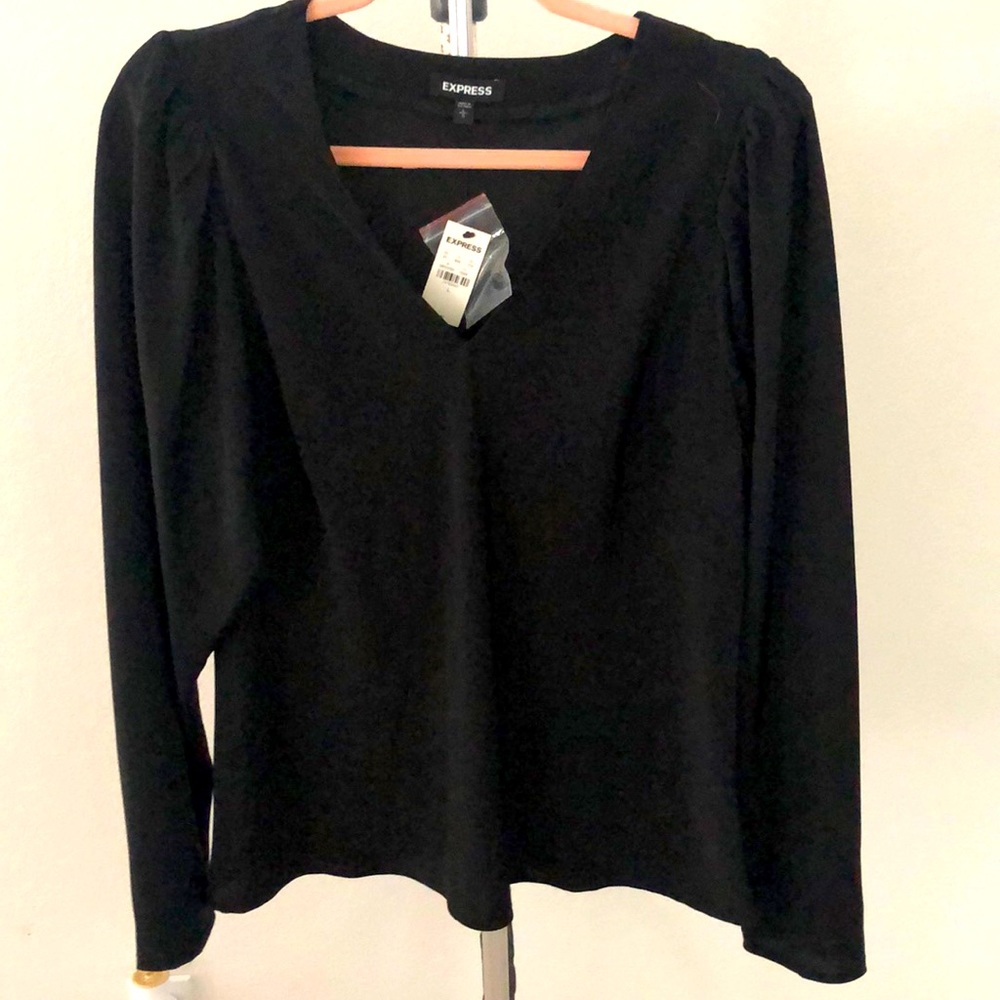 Brand New woman’s puff sleeve top